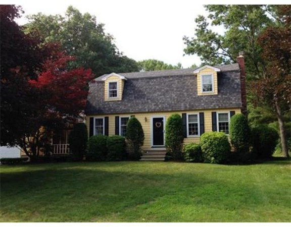 7 Lexington Road Dracut, MA 01826 - Photo 1 of 29 Gallery Image 1