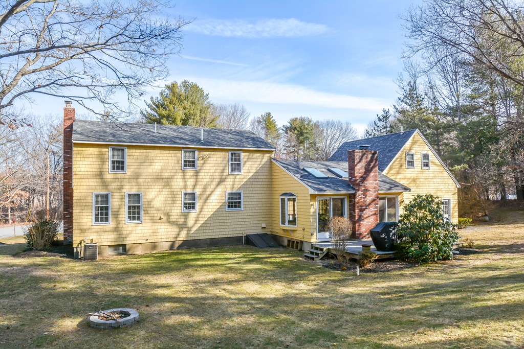 7 Lexington Road Dracut, MA 01826 - Photo 29 of 29 Gallery Image 29