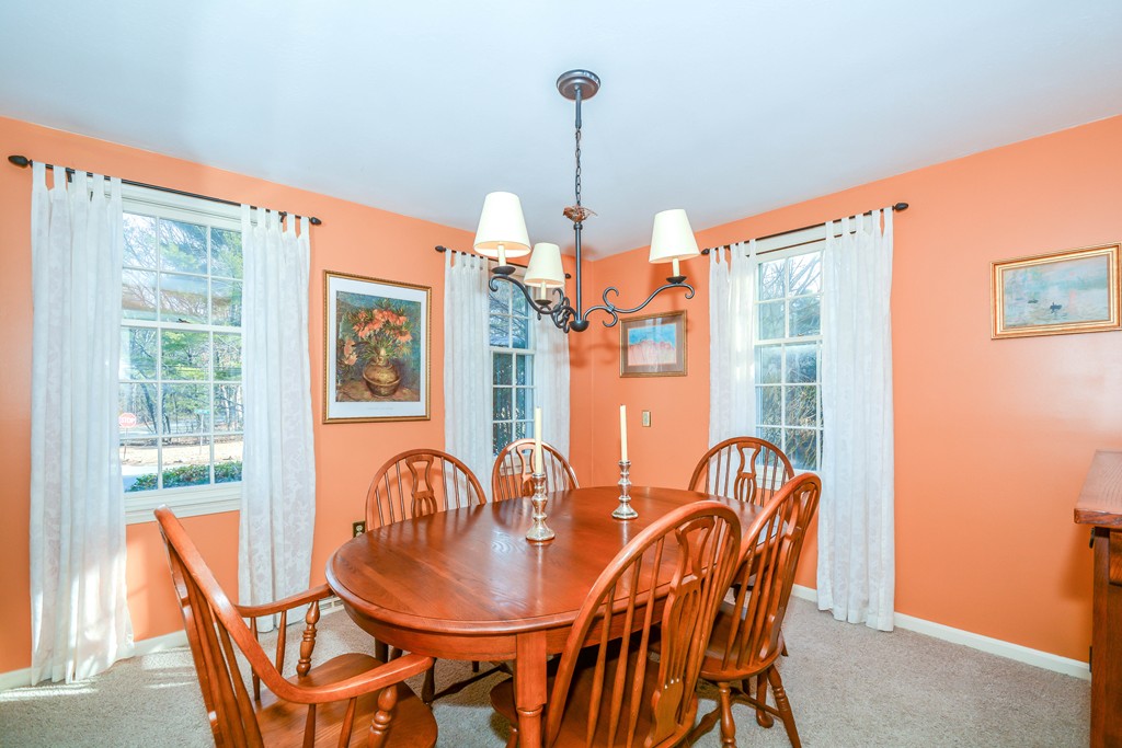 7 Lexington Road Dracut, MA 01826 - Photo 8 of 29 Gallery Image 8