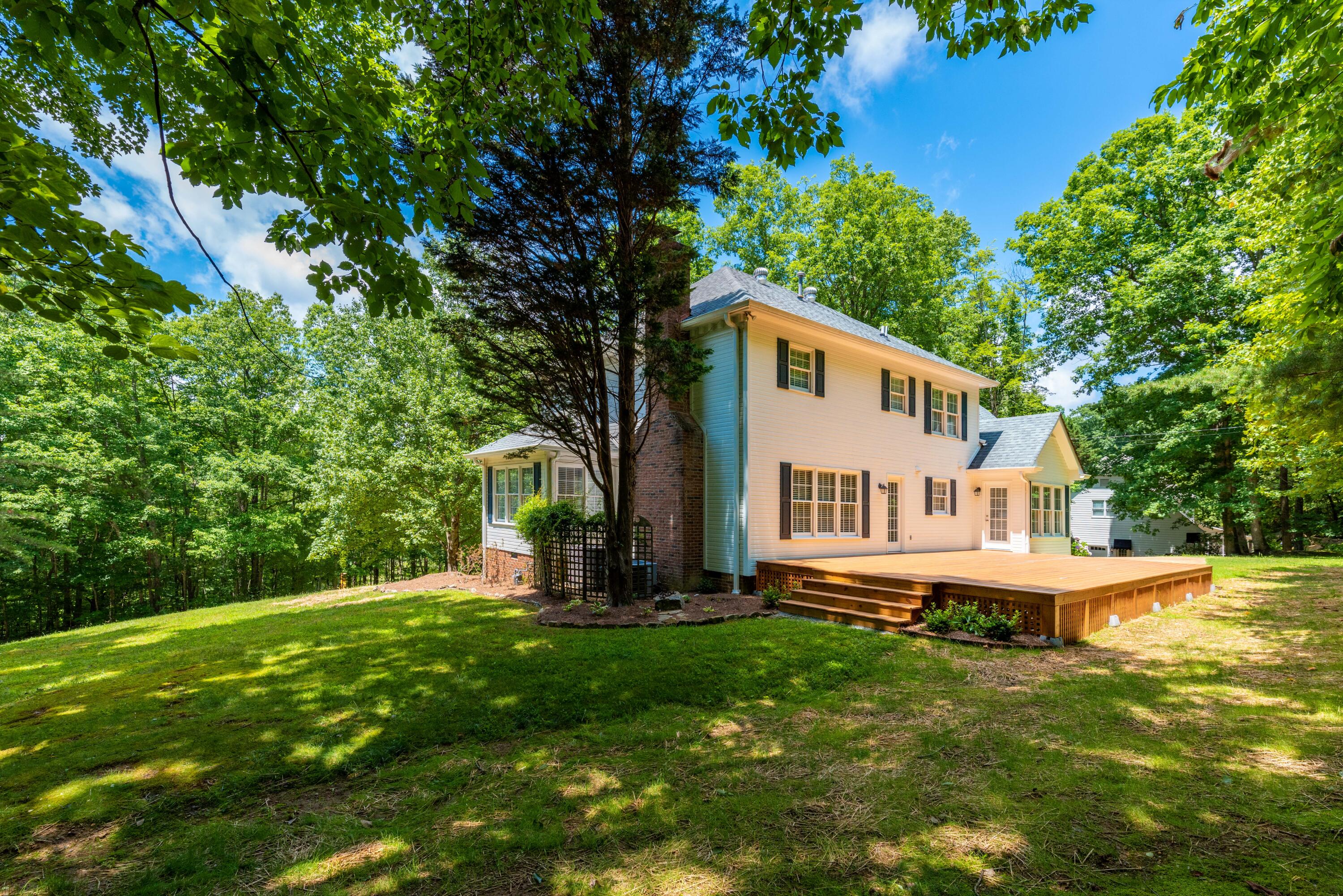 925 Dunsinane Road Signal Mountain, TN 37377 - Photo 52 of 68 48