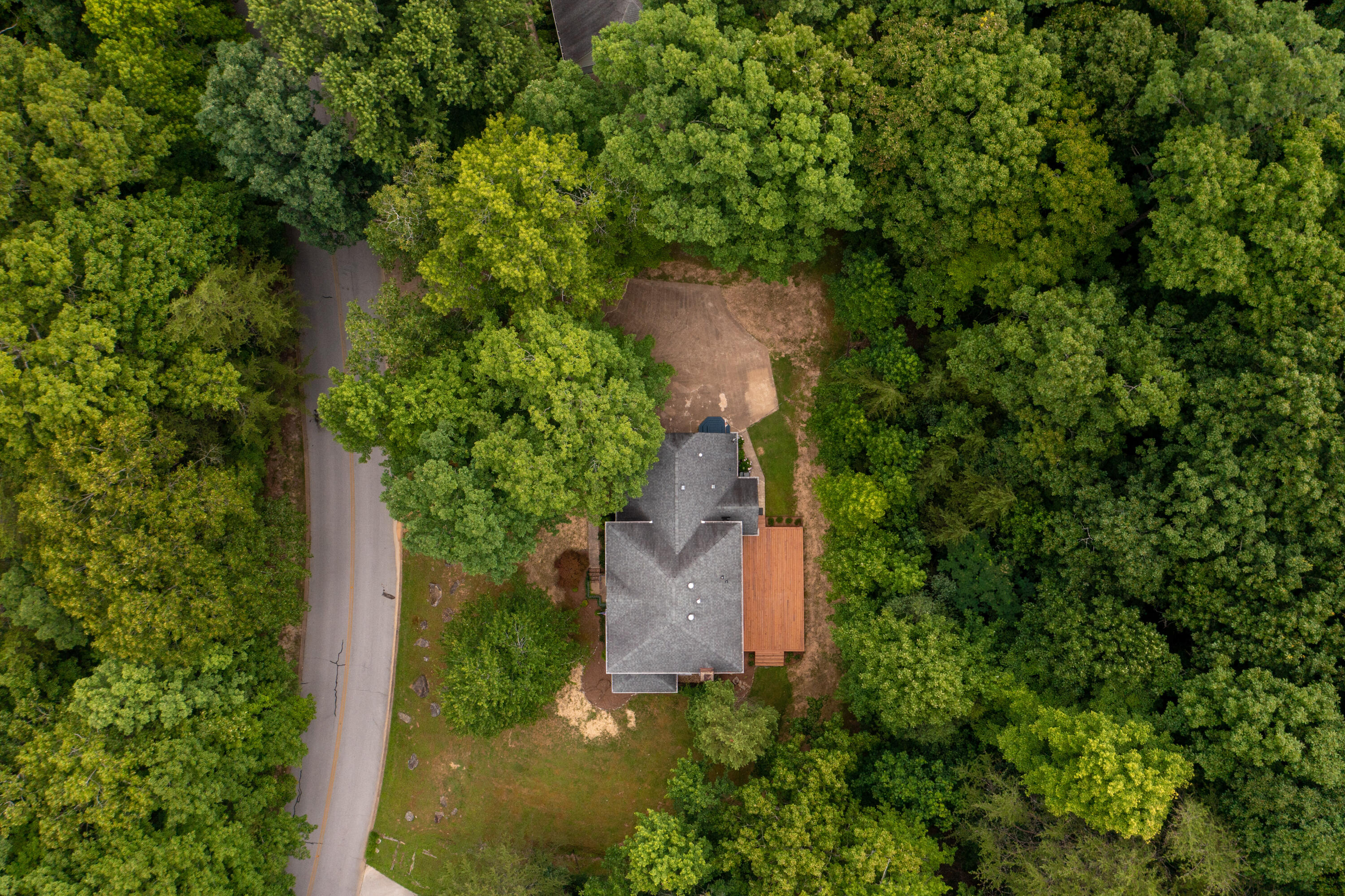 925 Dunsinane Road Signal Mountain, TN 37377 - Photo 61 of 68 925 Dunsinane Aerial 8