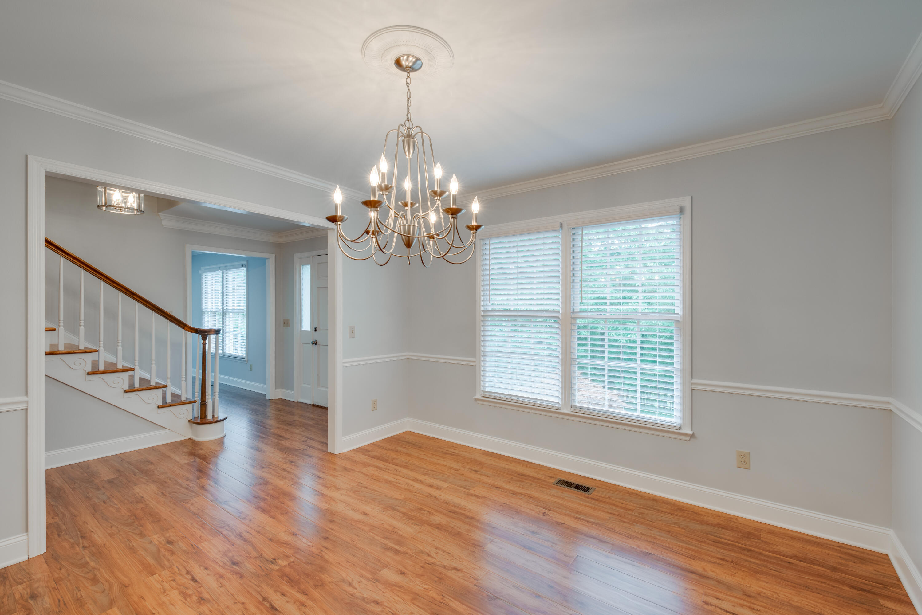 925 Dunsinane Road Signal Mountain, TN 37377 - Photo 7 of 68 7