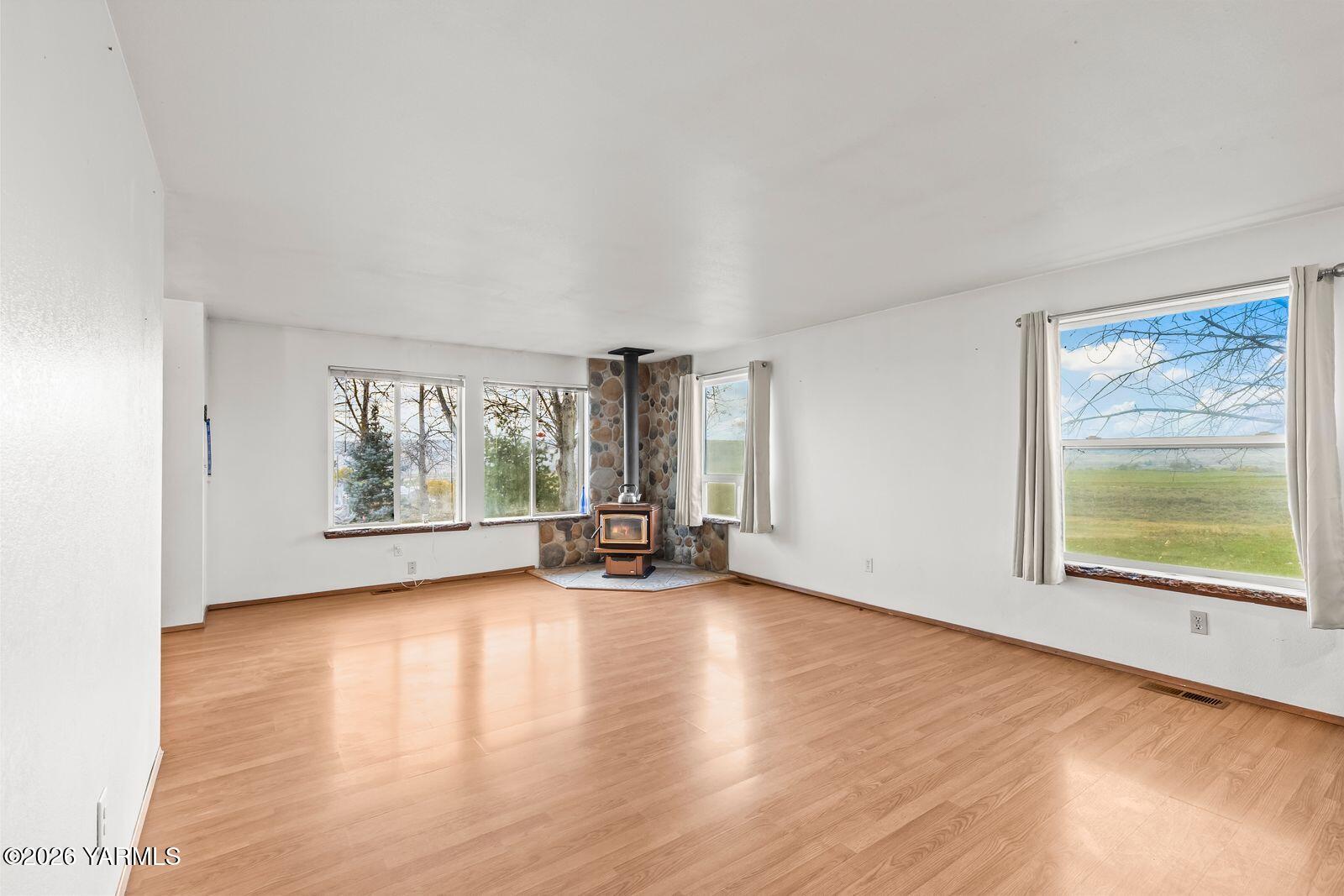 1390 Freimuth Road Selah, WA 98942 - Photo 10 of 48 1390 Freimuth Road010