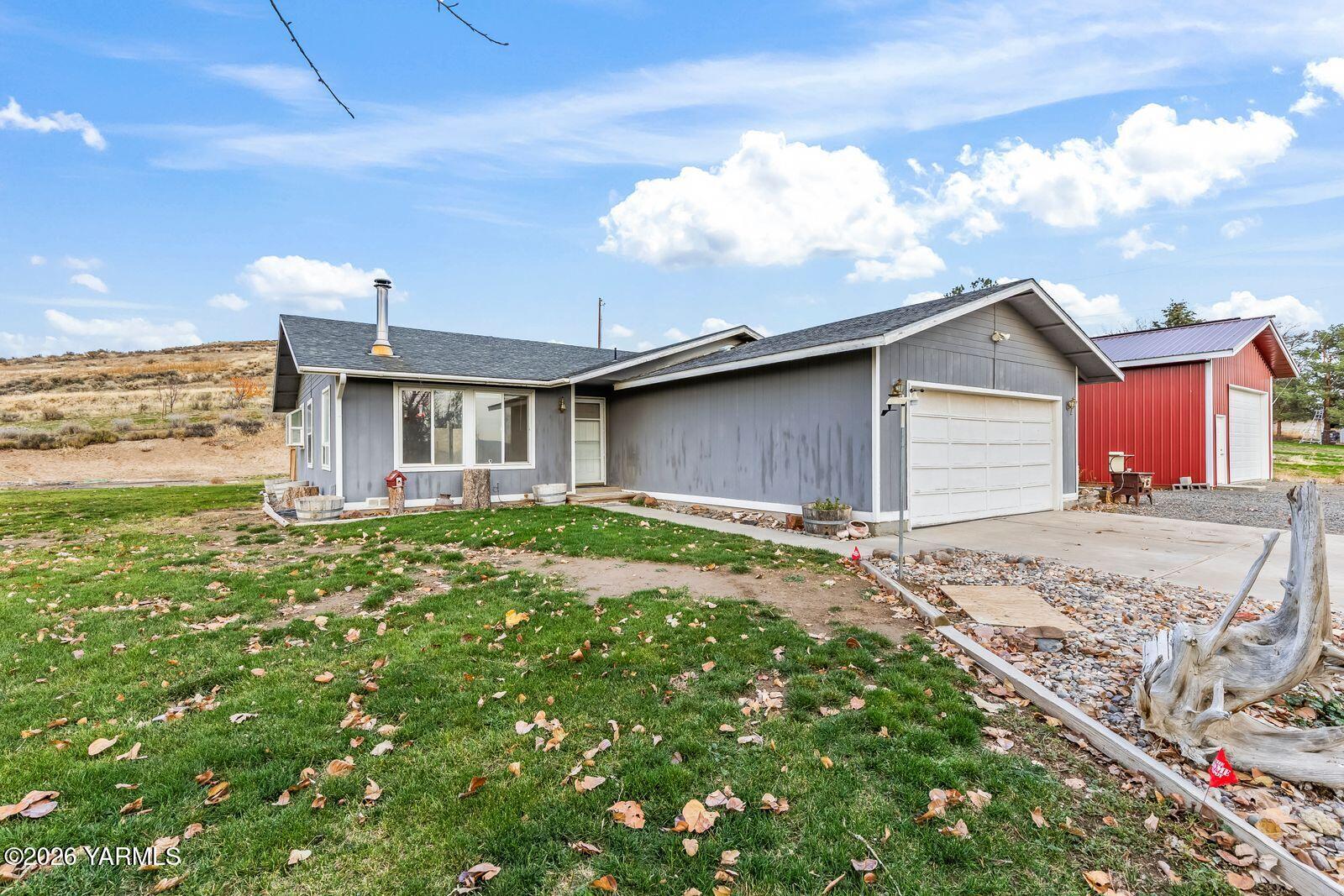 1390 Freimuth Road Selah, WA 98942 - Photo 3 of 48 1390 Freimuth Road003