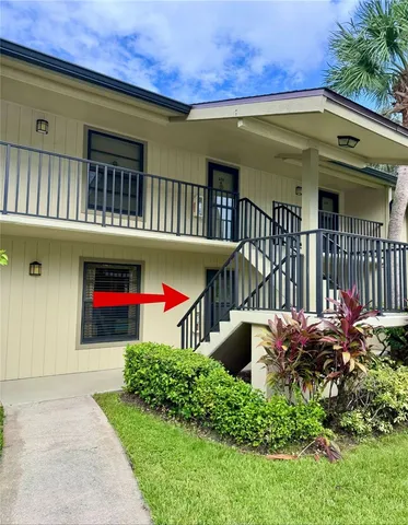 $1,950 | 20 Plantation Drive, Unit 105, Vero Beach, FL 32966
