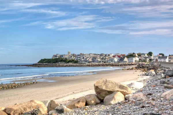 $1,500,000 | 7-11 Redman Street, Hampton, NH 03842