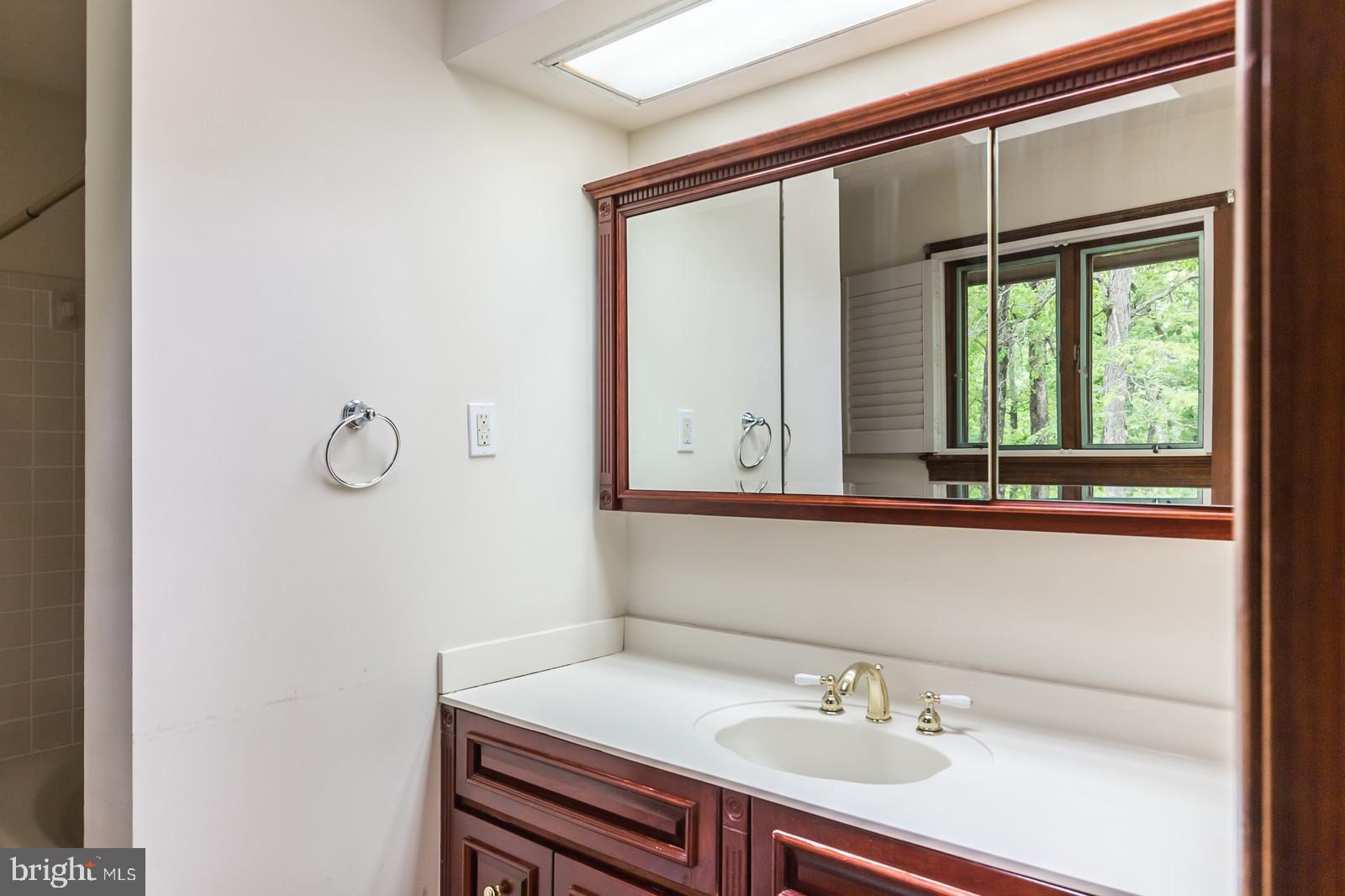 3721 Russell Road Woodbridge, VA 22192 - Photo 14 of 43 Gallery Image 14