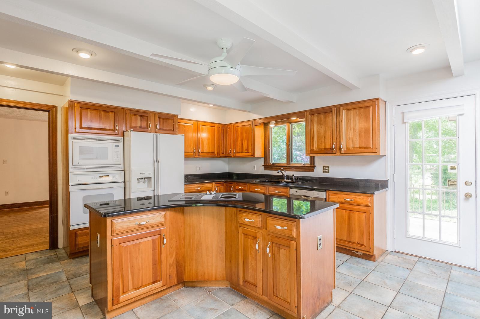 3721 Russell Road Woodbridge, VA 22192 - Photo 25 of 43 Gallery Image 25