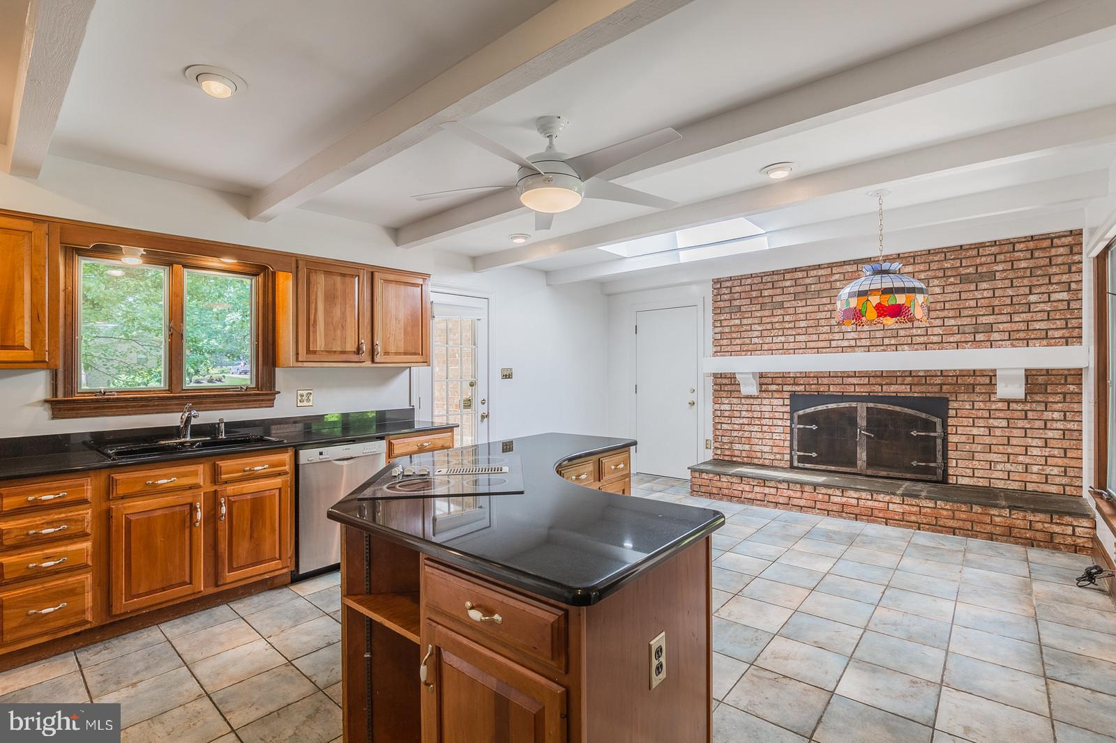 3721 Russell Road Woodbridge, VA 22192 - Photo 26 of 43 Gallery Image 26