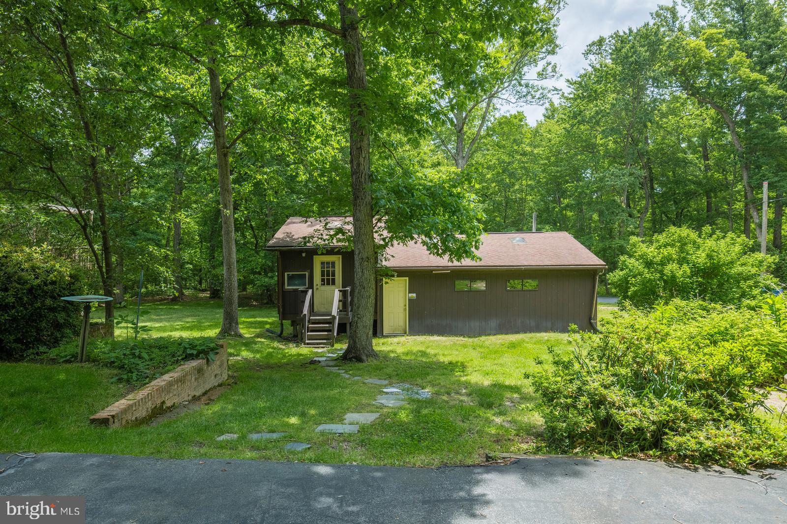 3721 Russell Road Woodbridge, VA 22192 - Photo 40 of 43 Gallery Image 40