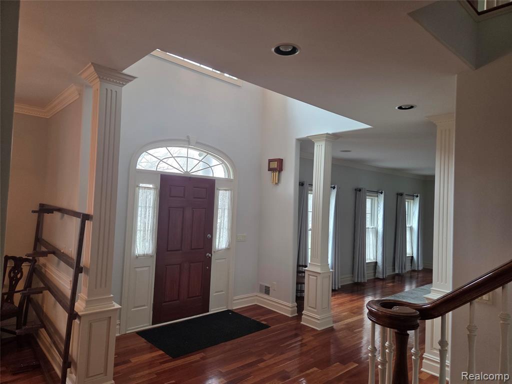900 North Maxfield Road Brighton, MI 48114 - Photo 14 of 30