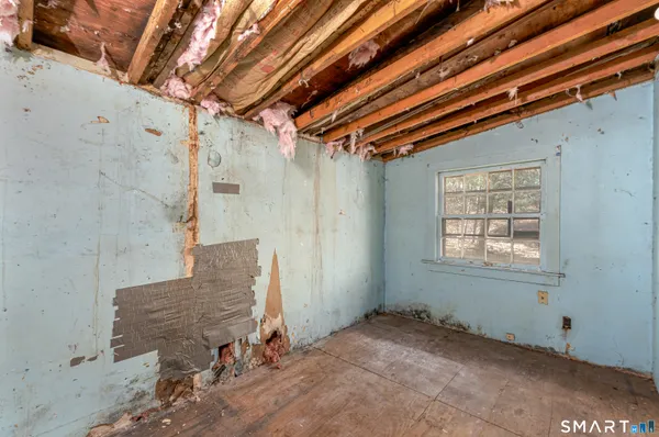 $230,000 | 70 East Hill Road, Canton, CT 06019