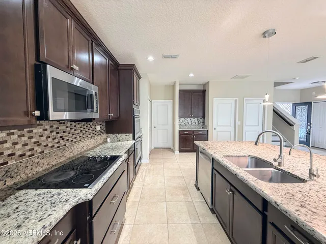 $2,750 | 318 Sanctuary Drive, St. Johns, FL 32259