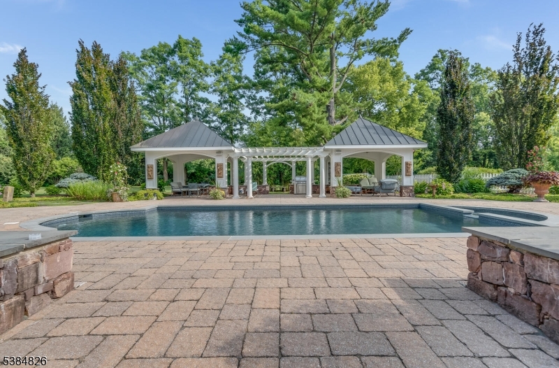 312 Hamden Road Annandale, NJ 08801 - Photo 10 of 50