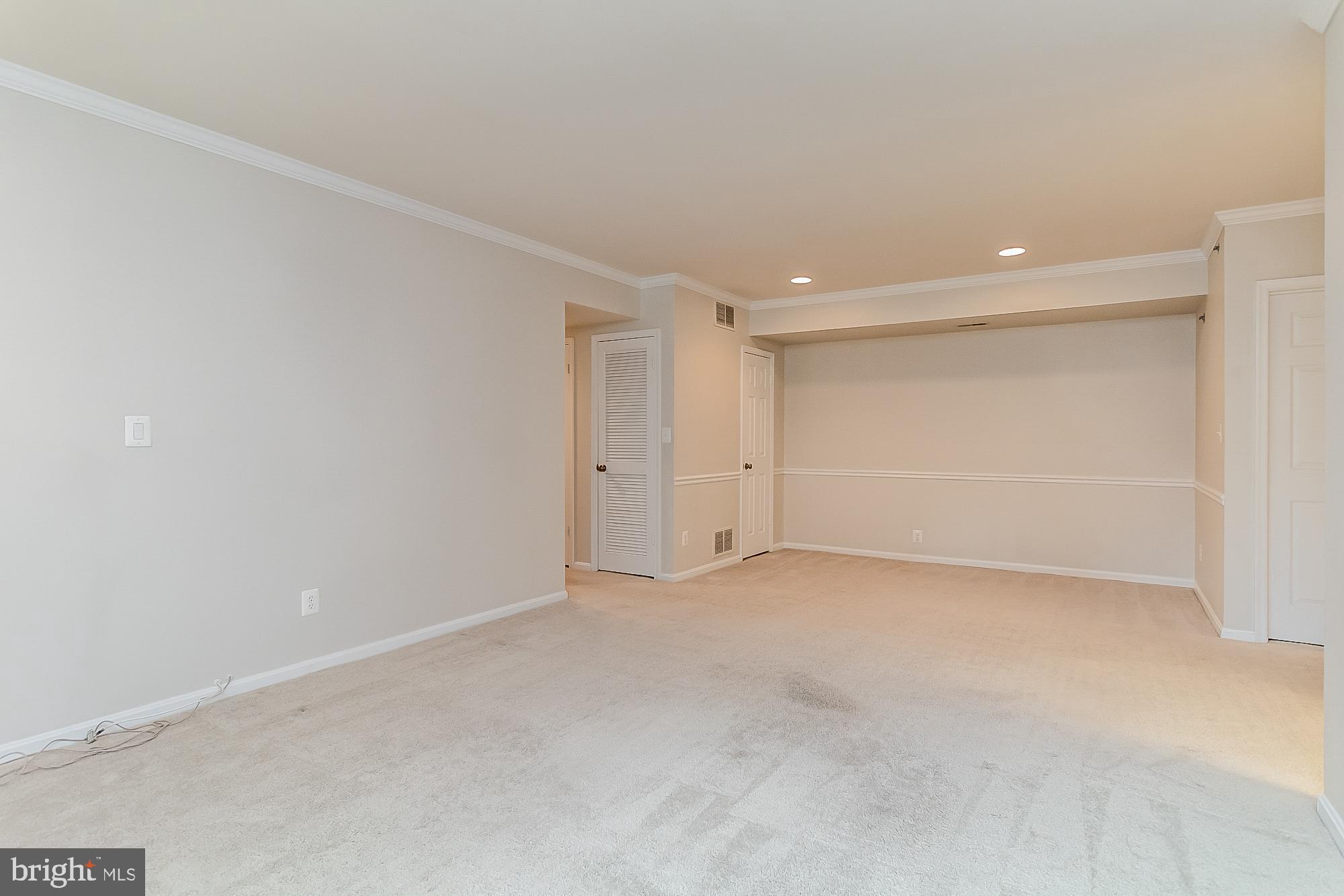 414 Rockfleet Road, Unit 201 Lutherville-Timonium, MD 21093 - Photo 18 of 35
