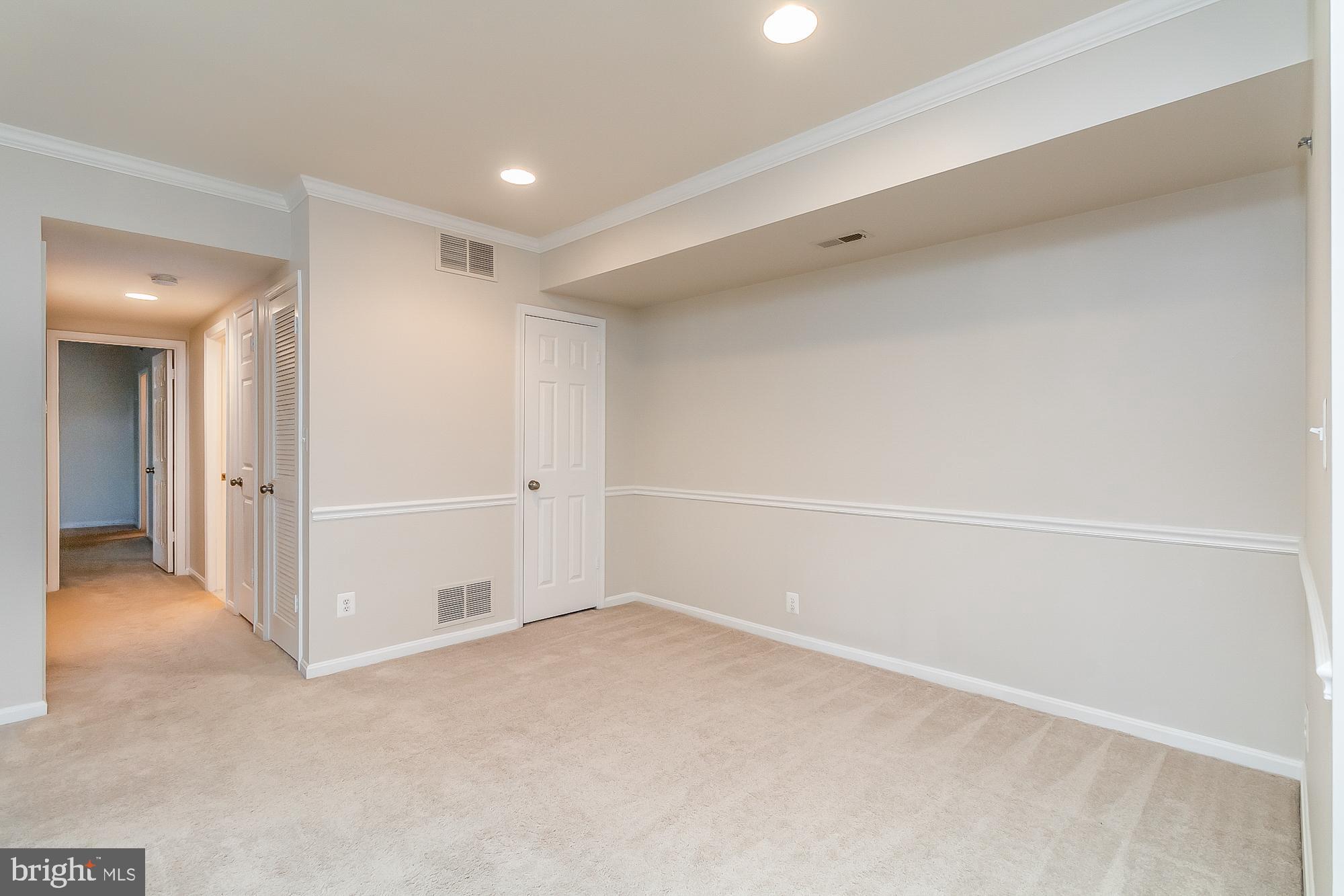 414 Rockfleet Road, Unit 201 Lutherville-Timonium, MD 21093 - Photo 19 of 35 Dining area