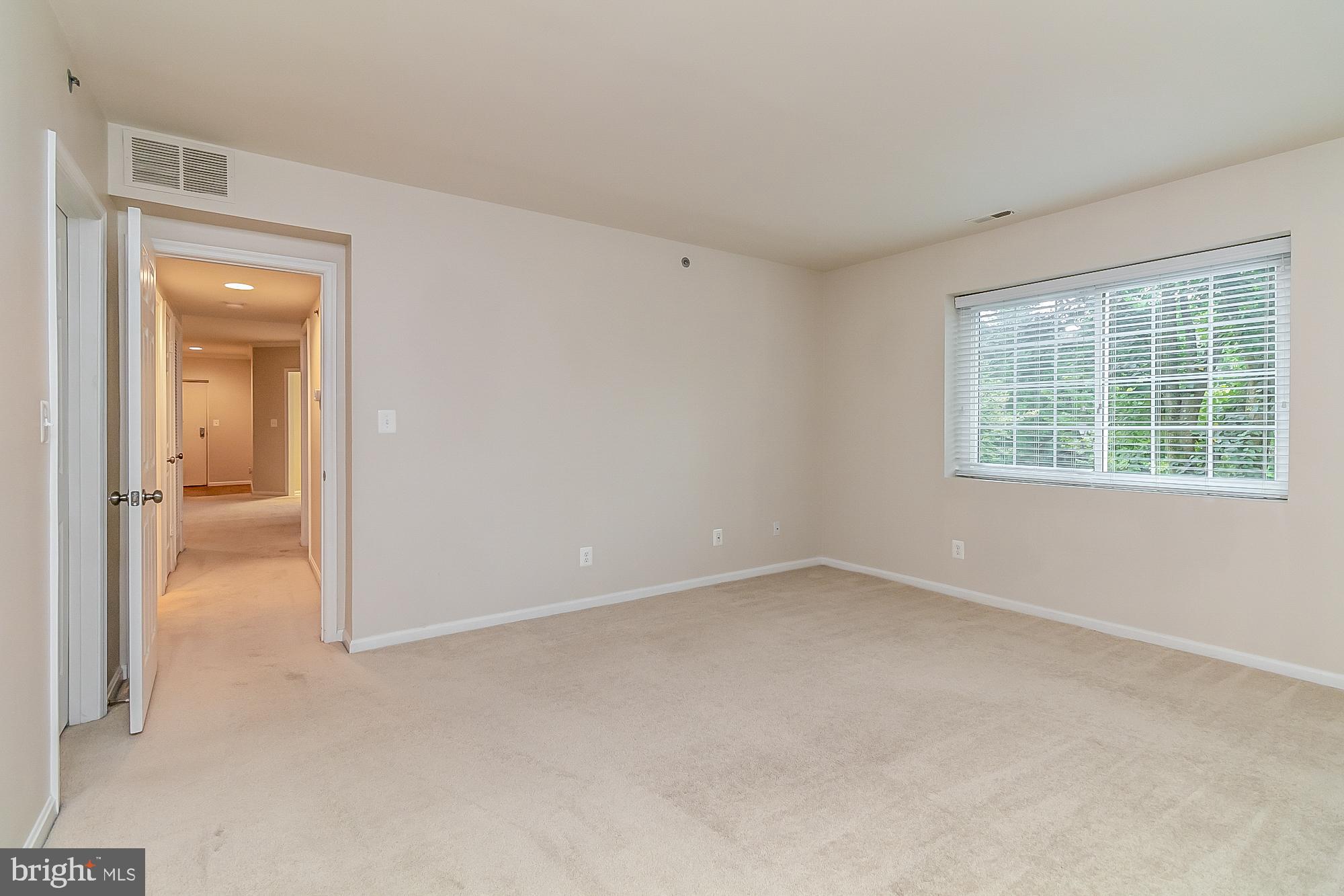 414 Rockfleet Road, Unit 201 Lutherville-Timonium, MD 21093 - Photo 23 of 35