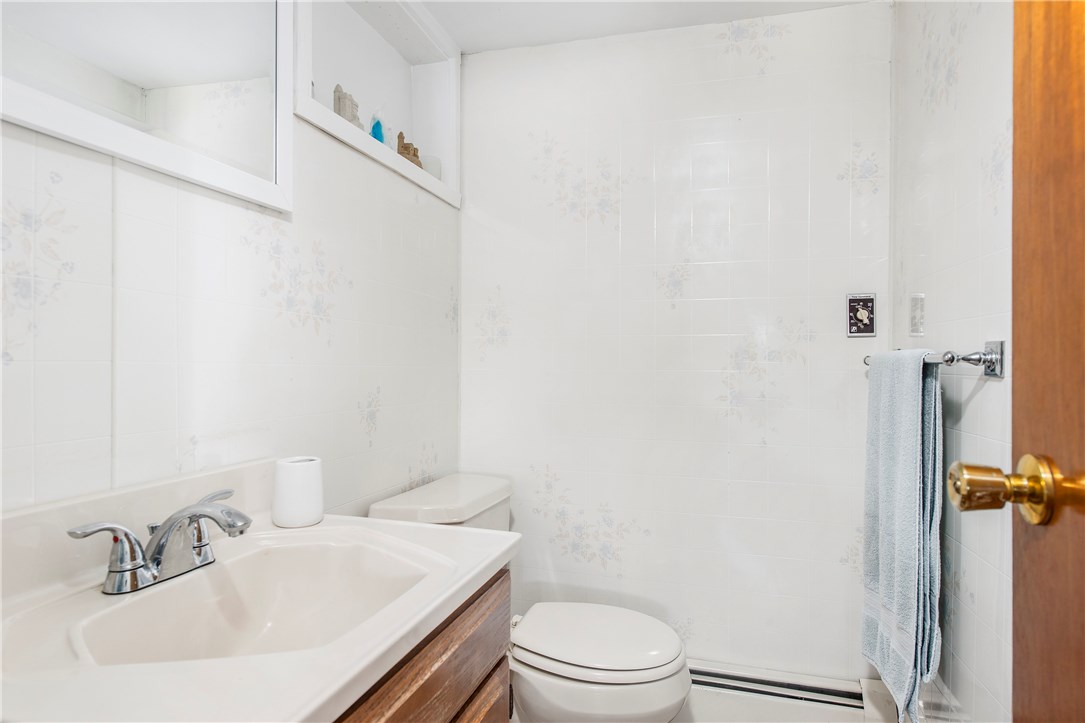285 Reservoir Road Burrillville, RI 02859 - Photo 23 of 32