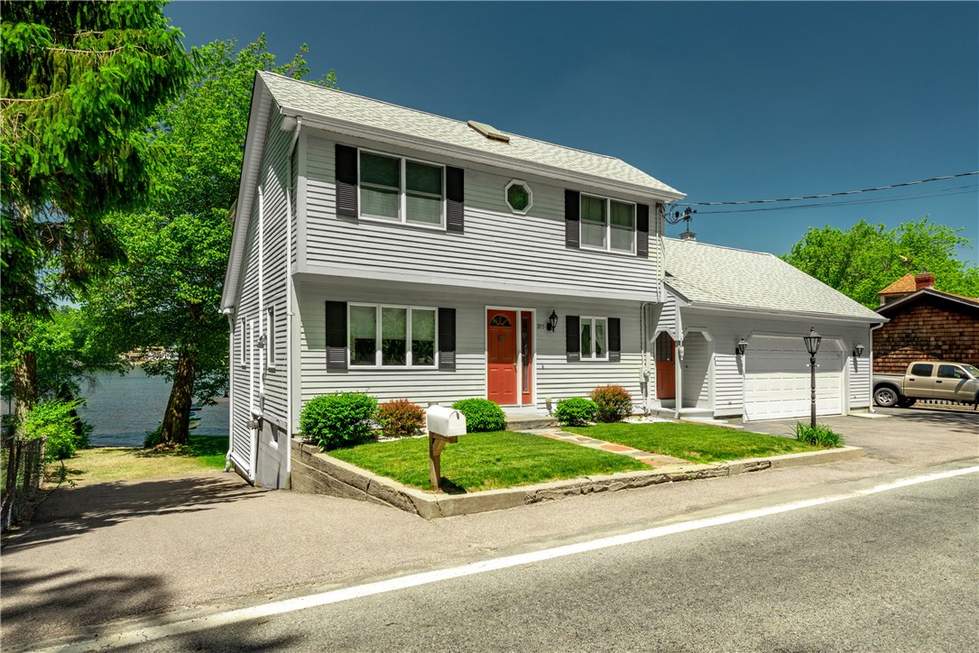 285 Reservoir Road Burrillville, RI 02859 - Photo 3 of 32
