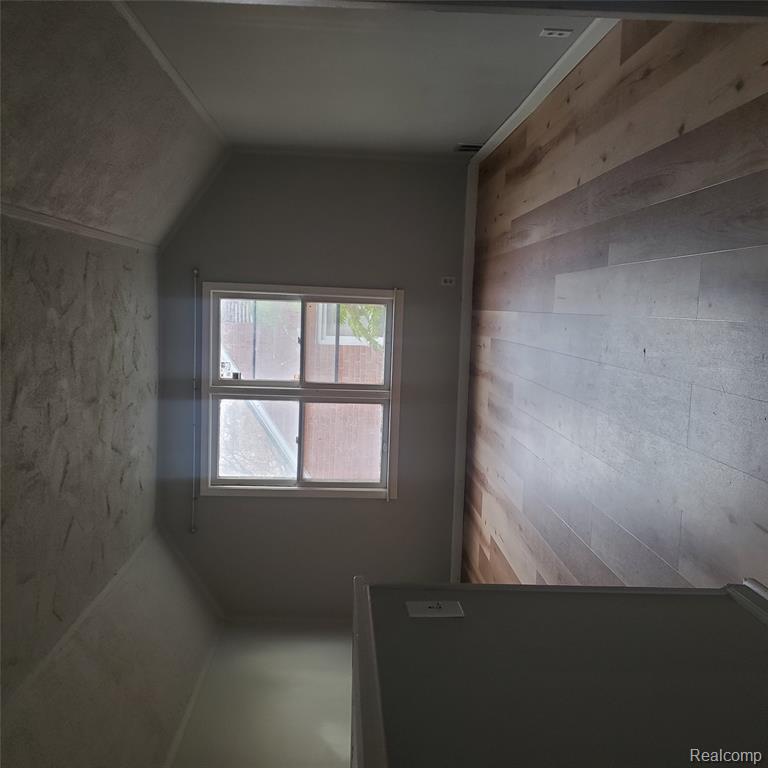 19362 Sunderland Road Detroit, MI 48219 - Photo 9 of 12