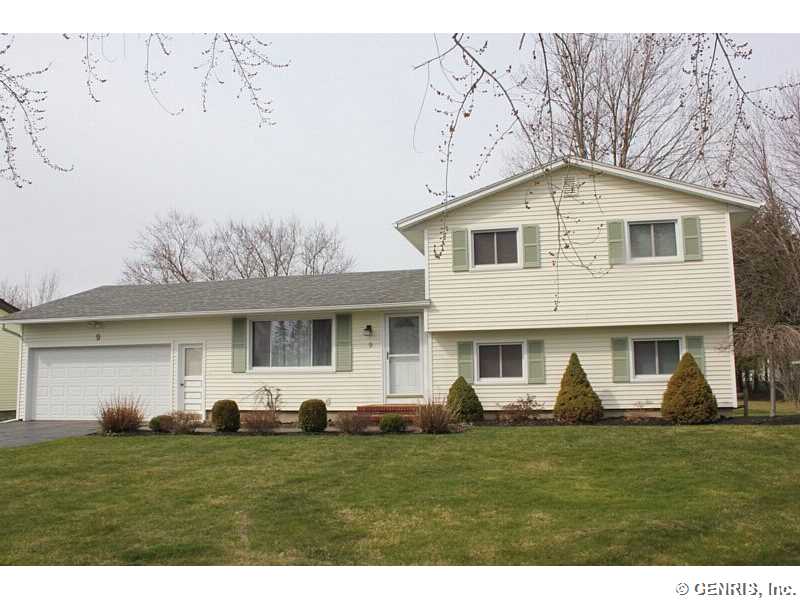 9 Sands Road Gates, NY 14624 - Photo 1 of 1 Exterior Front.
