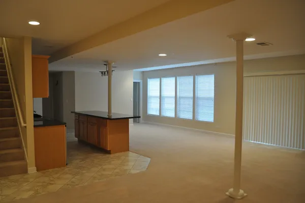 $4,500 | 452 Amherst Street, Palatine, IL 60074