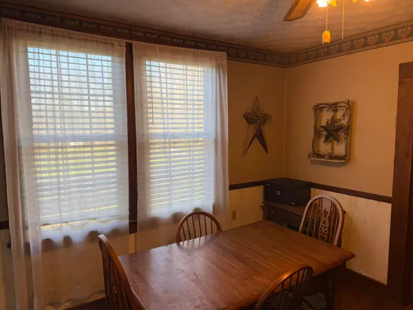 $149,000 | 1708 Midland Trail, Covington, VA 24426