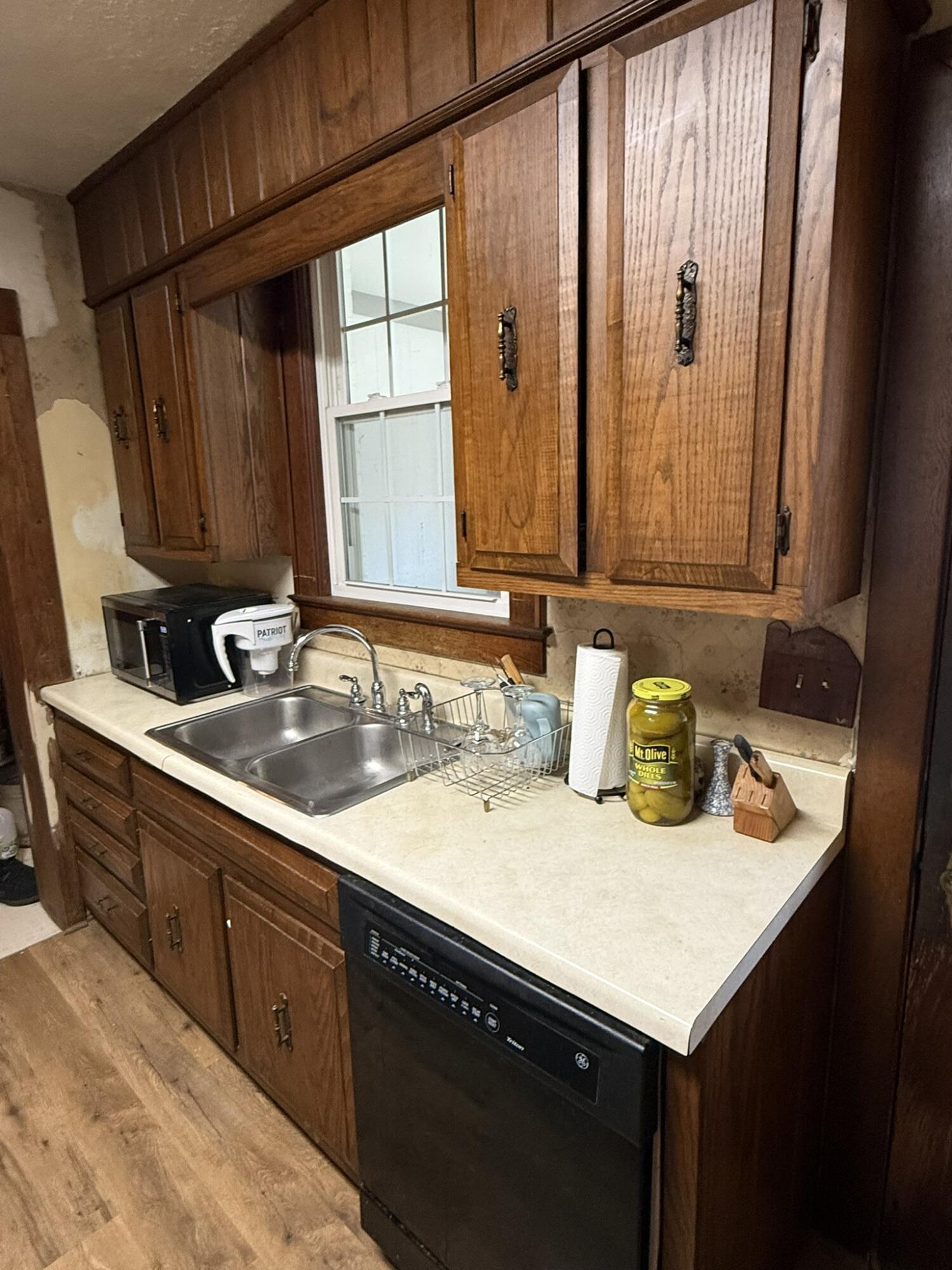 1708 Midland Trail Covington, VA 24426 - Photo 15 of 21 a bathroom with a sink and a mirror