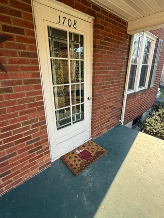 $149,000 | 1708 Midland Trail, Covington, VA 24426