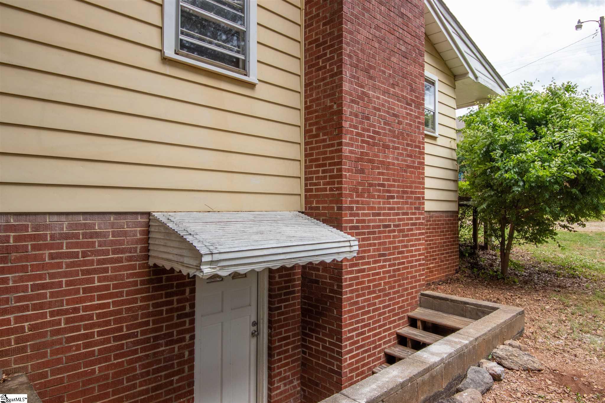 200 Vaughn Road Greer, SC 29651 - Photo 27 of 32 Gallery Image 27