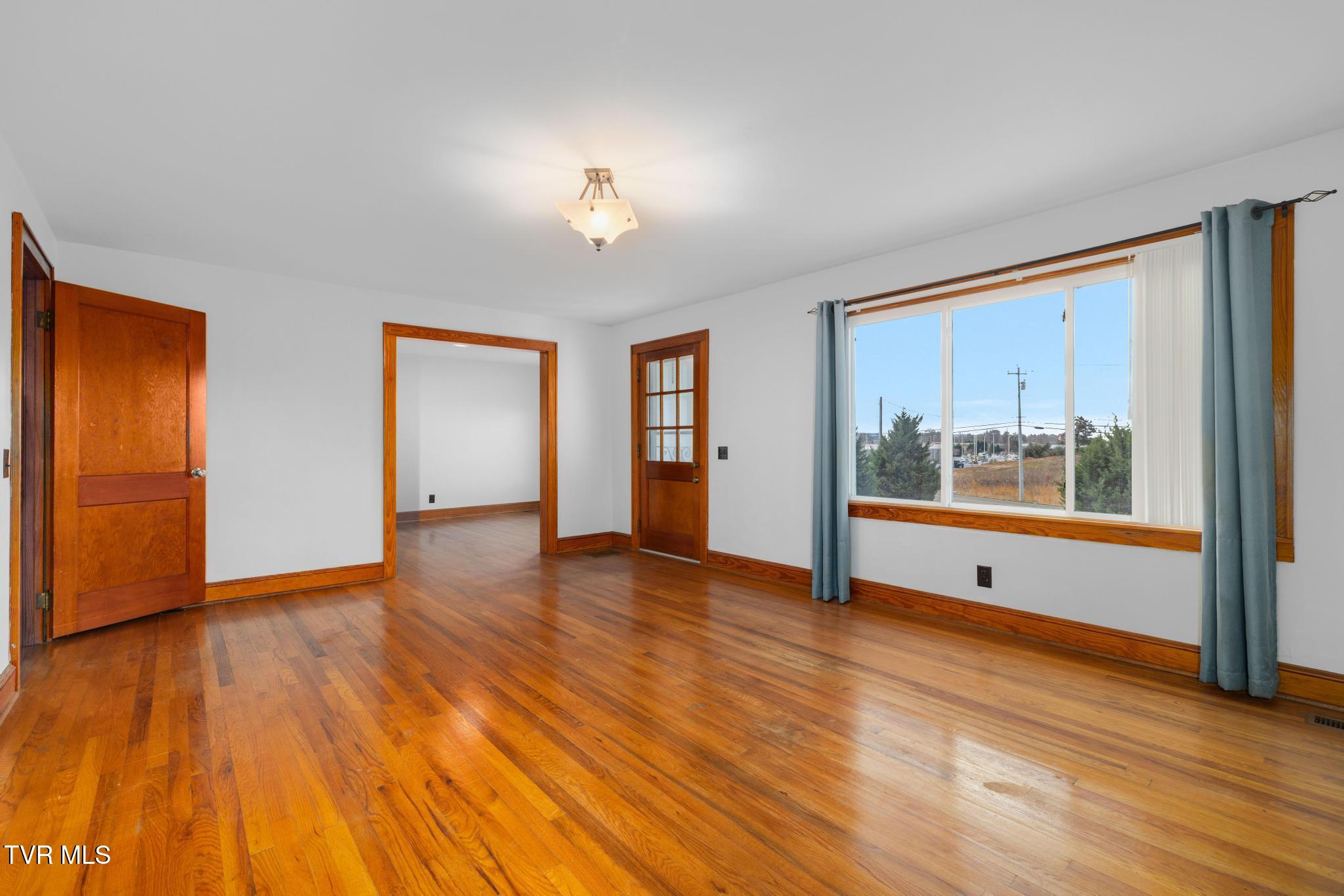 144 Allison Road Piney Flats, TN 37686 - Photo 17 of 55 IMG_7575