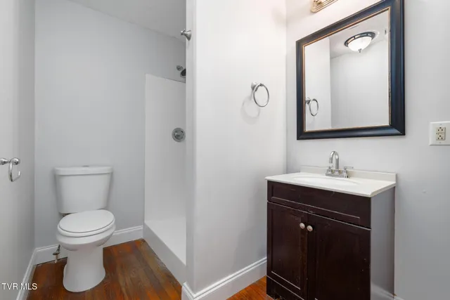 $449,000 | 144 Allison Road, Piney Flats, TN 37686