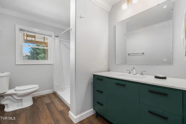 $449,000 | 144 Allison Road, Piney Flats, TN 37686