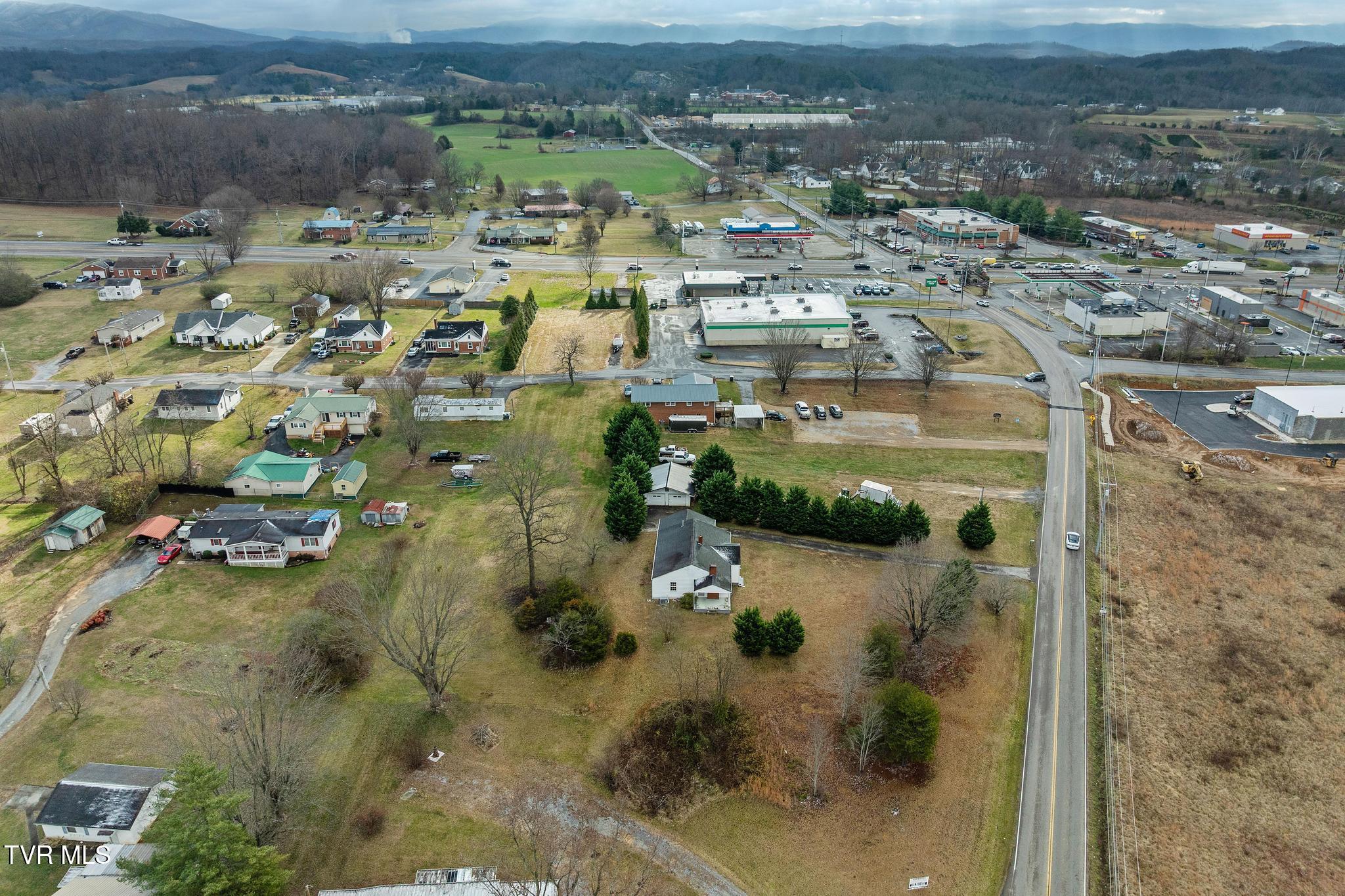 144 Allison Road Piney Flats, TN 37686 - Photo 44 of 55 DJI_0098