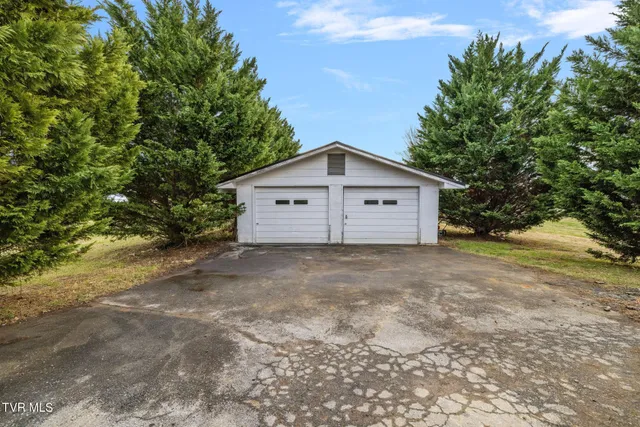 $449,000 | 144 Allison Road, Piney Flats, TN 37686