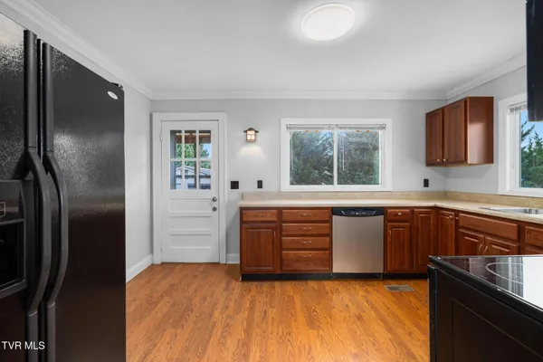 $449,000 | 144 Allison Road, Piney Flats, TN 37686