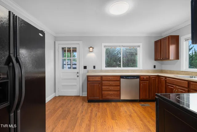 $449,000 | 144 Allison Road, Piney Flats, TN 37686