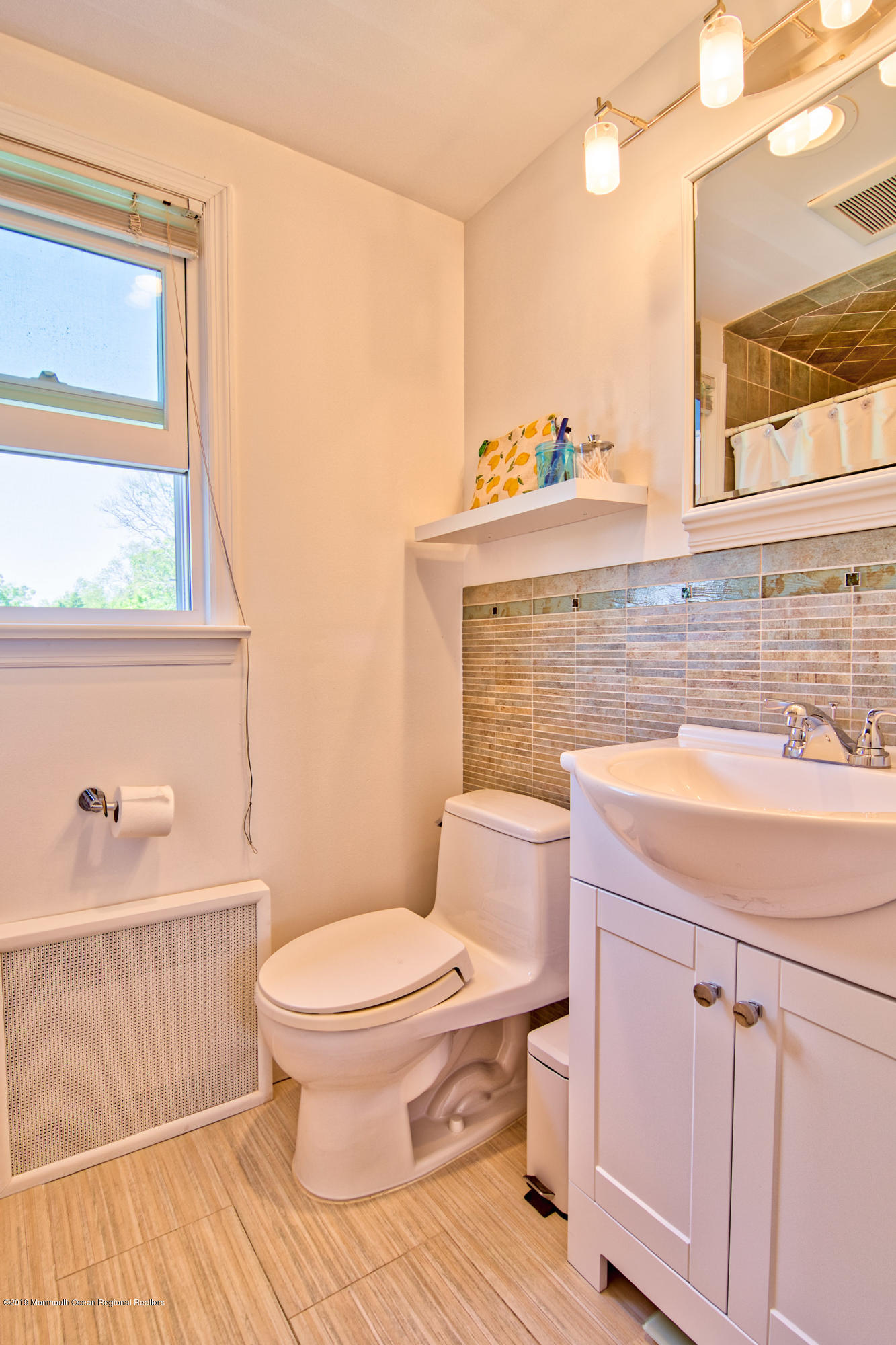 52 Ridge Road Rumson, NJ 07760 - Photo 26 of 34 Master bath