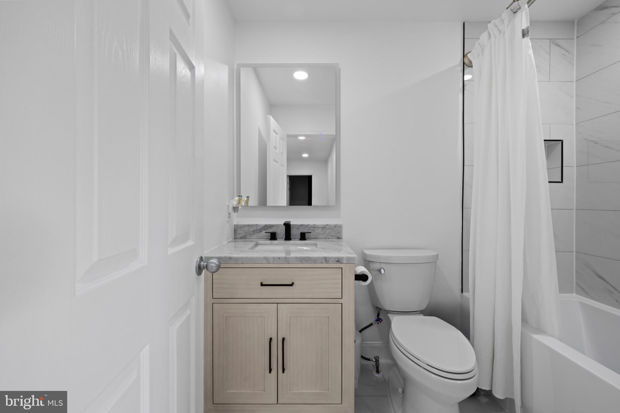 13054 Tarragon Road Reisterstown, MD 21136 - Photo 44 of 68 Full bathroom