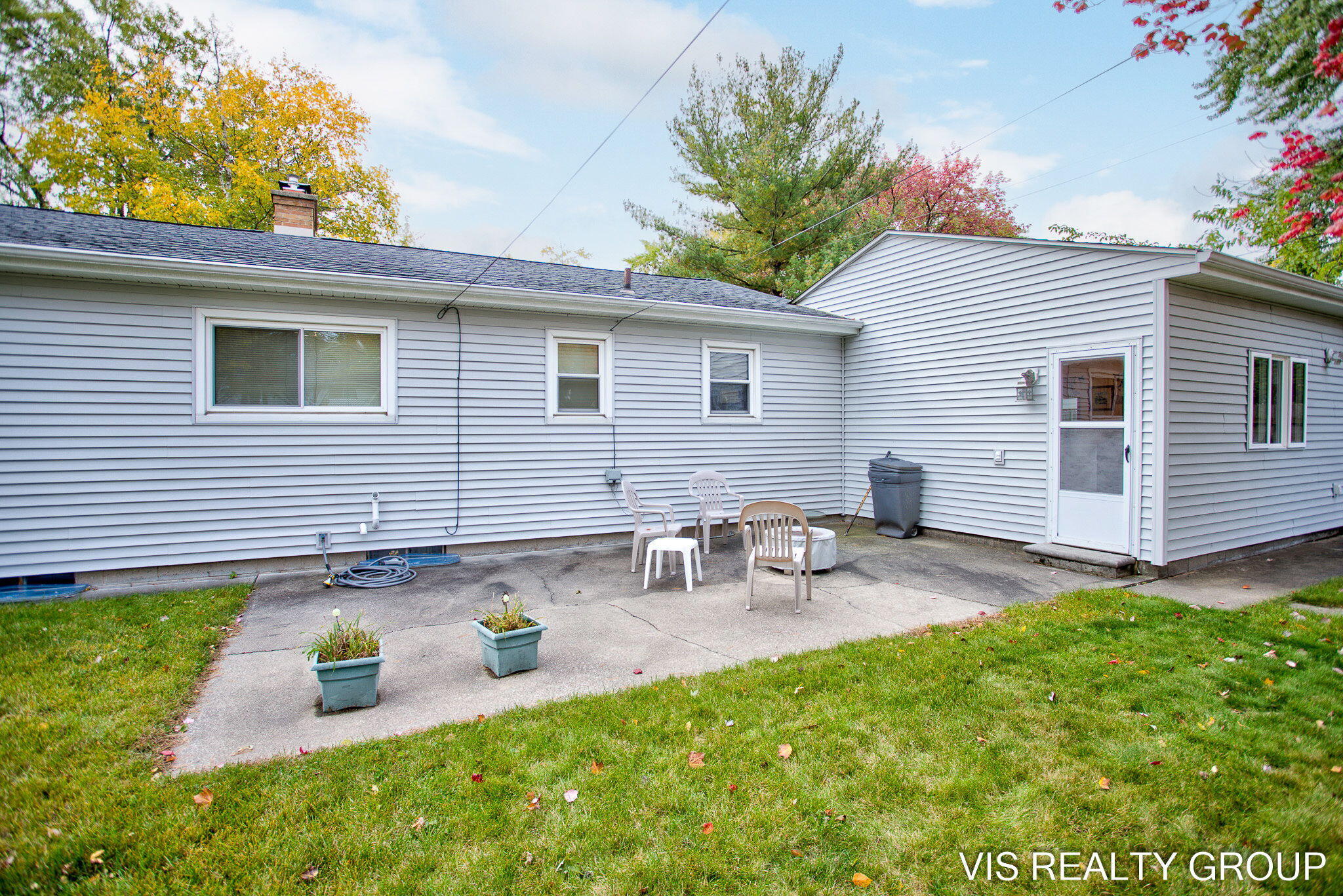 3125 Coolidge Road Muskegon, MI 49441 - Photo 5 of 42 5-web-or-mls-3125 Coolidge Rd, Muskegon