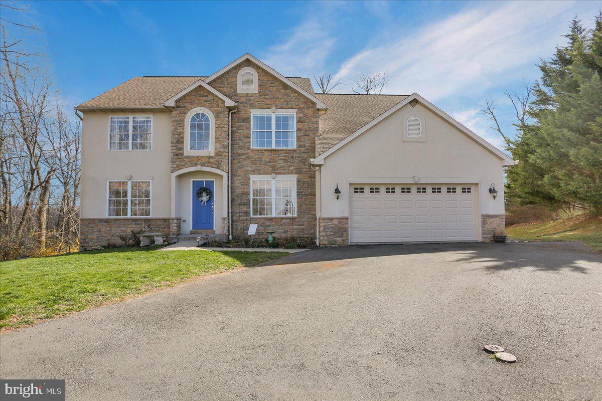 85 Stephanie Road Birdsboro, PA 19508 - Photo 1 of 46 Gallery Image 1
