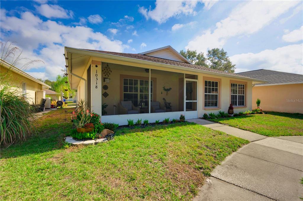 10318 Summerview Circle Riverview, FL 33578 - Photo 4 of 39 a view of a house with garden