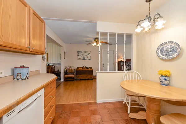 $355,000 | 10252 Huntington Court, Orland Park, IL 60462