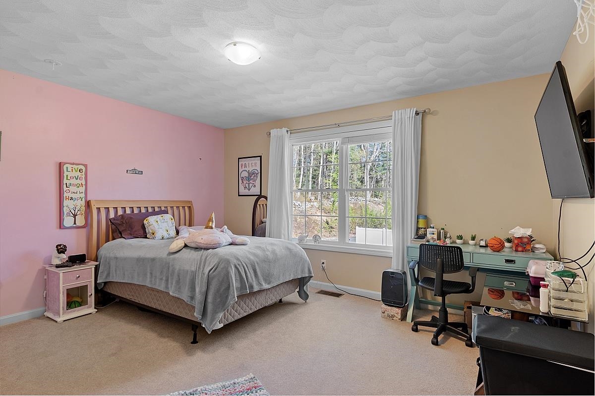 16 Johnson Street Windham, NH 03087 - Photo 19 of 40