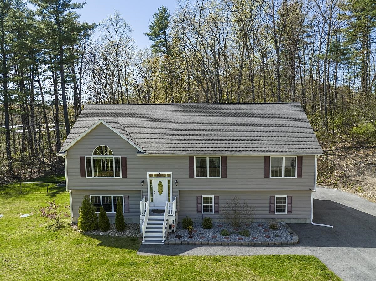 16 Johnson Street Windham, NH 03087 - Photo 2 of 40