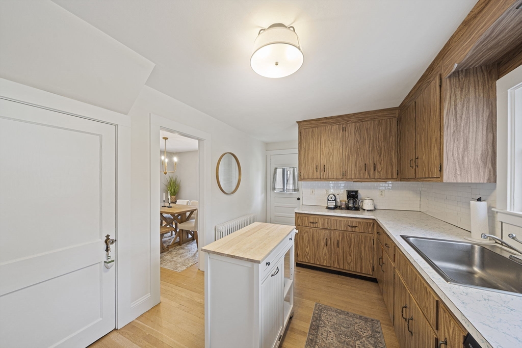 103 Madison Street Dedham, MA 02026 - Photo 19 of 42