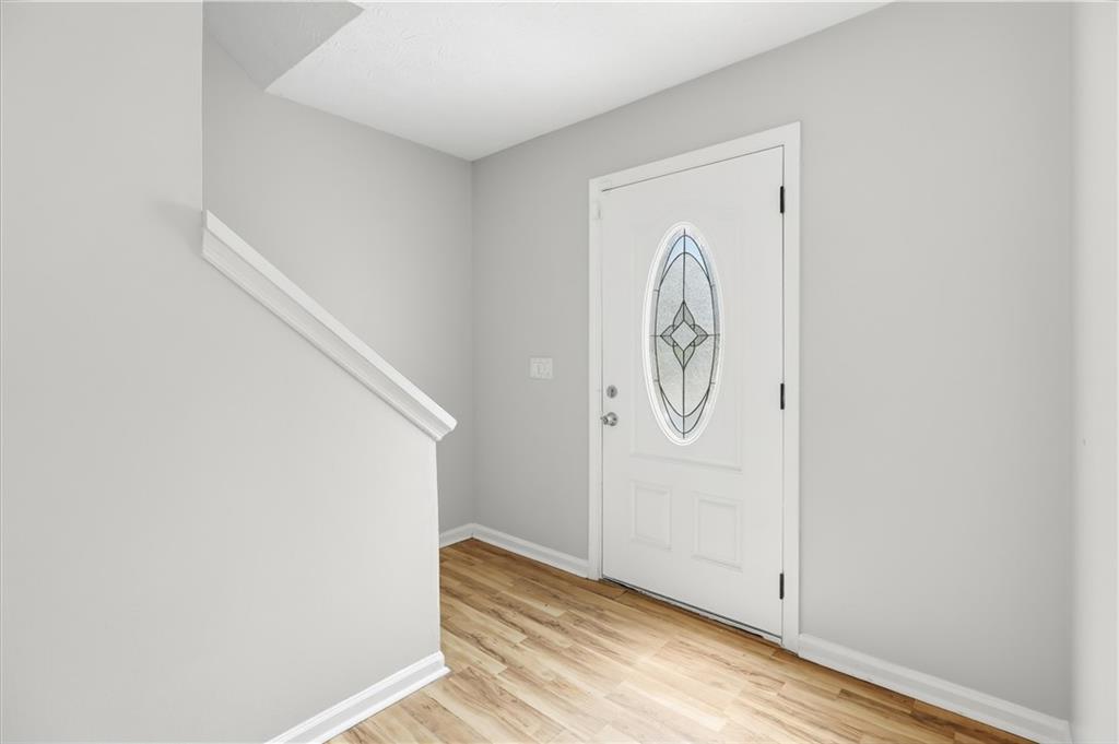 3447 Kingswood Run Decatur, GA 30034 - Photo 2 of 27 Gallery Image 2