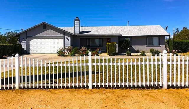$425,000 | 17979 Chestnut Street, Hesperia, CA 92345