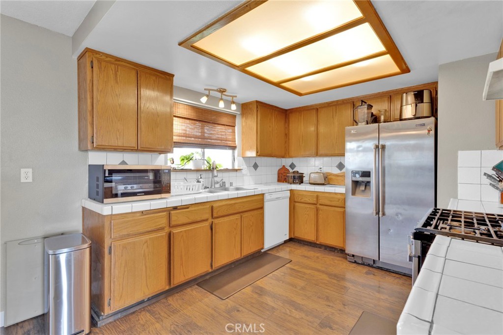 17979 Chestnut Street Hesperia, CA 92345 - Photo 14 of 41