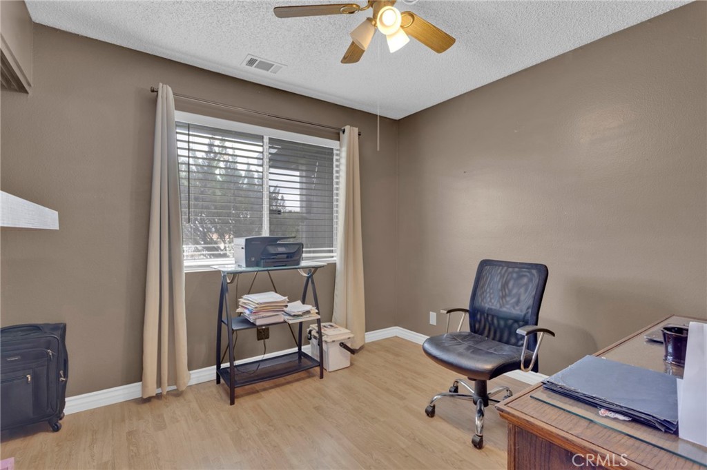 17979 Chestnut Street Hesperia, CA 92345 - Photo 30 of 41